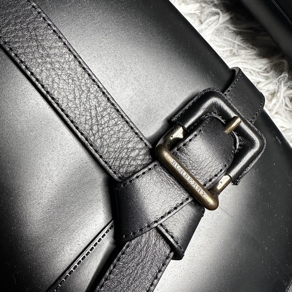 Authentic Burberry rain boots - Picture 5 of 9